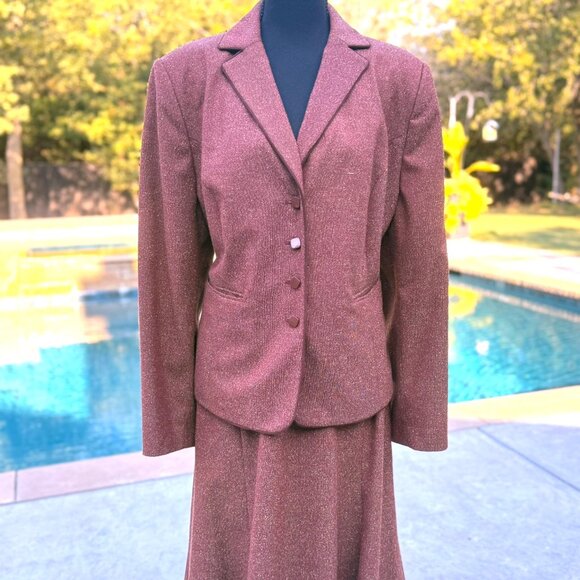 Very Pretty Maroon 2 Piece Amanda Smith Woman Suit- Skirt Set With Pockets! - Picture 1 of 6